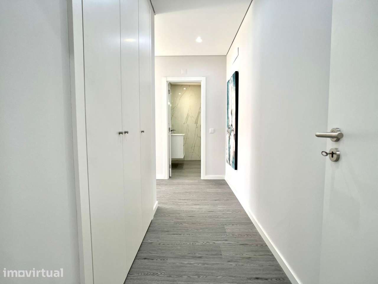 Apartamento T4 com Varandas e Vista Deslumbrante sobre a Ria Formosa - Grande imagem: 3/23