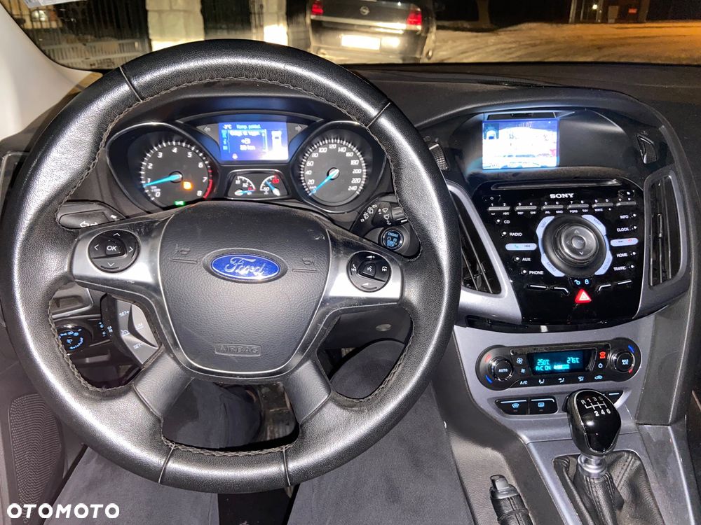 Ford Focus 1.0 EcoBoost Start-Stopp-System ST-LINE - 23