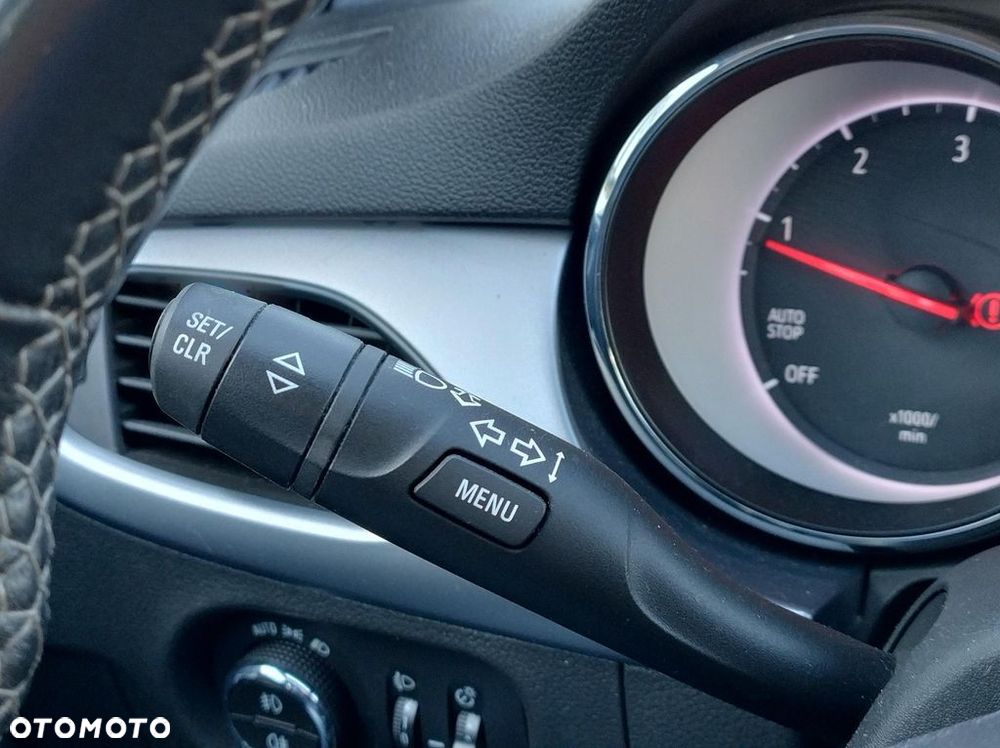 Opel Astra 1.6 CDTI Enjoy - 25