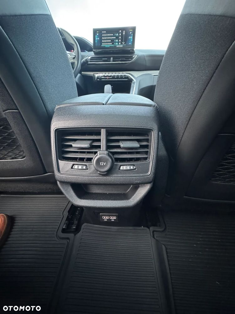 Peugeot 3008 - 22