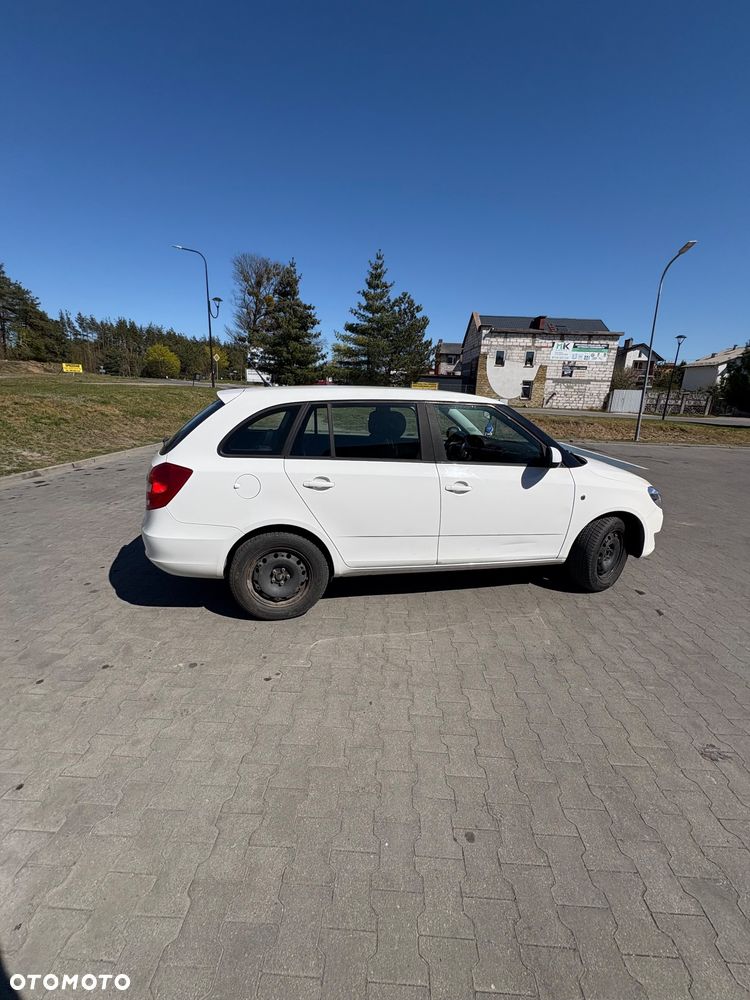 Skoda Fabia 1.6 TDI DPF Comfort - 10