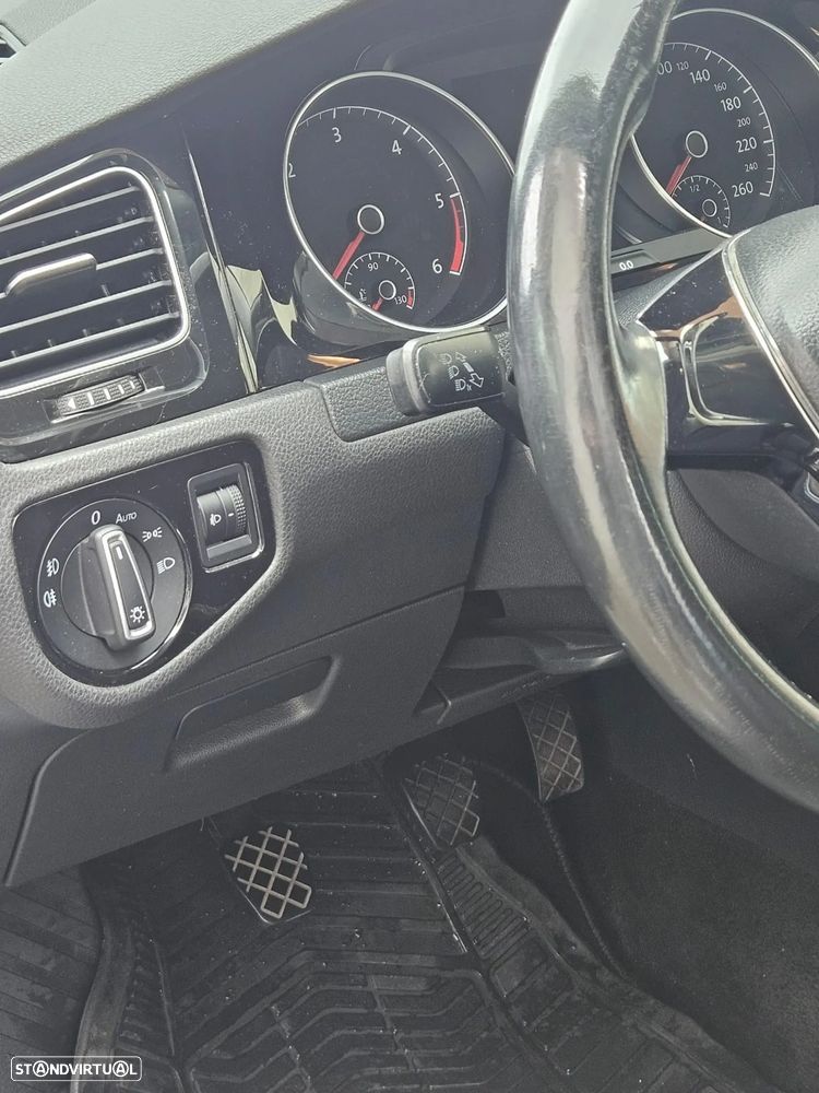 VW Golf 1.6 BlueTDI Cup - 18