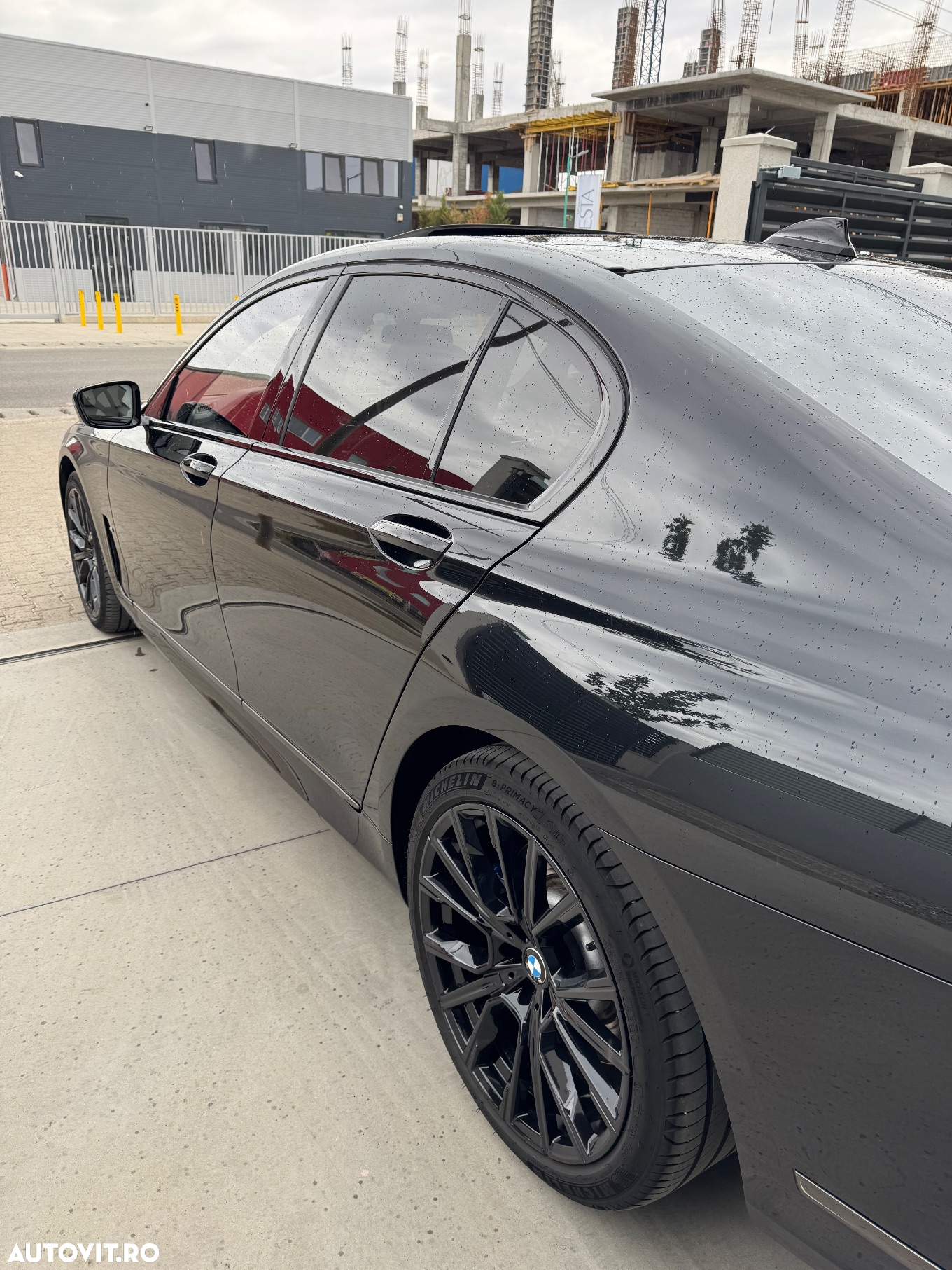 BMW Seria 7 740d xDrive MHEV - 9