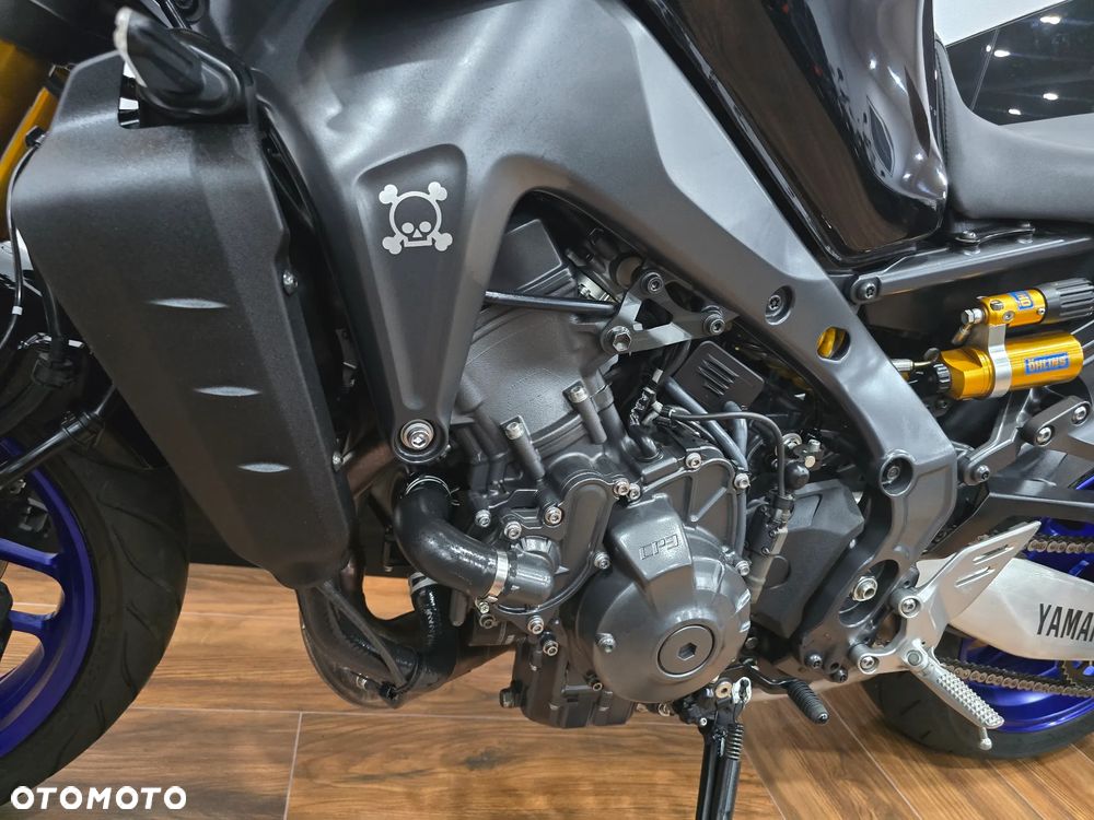 Yamaha MT - 12