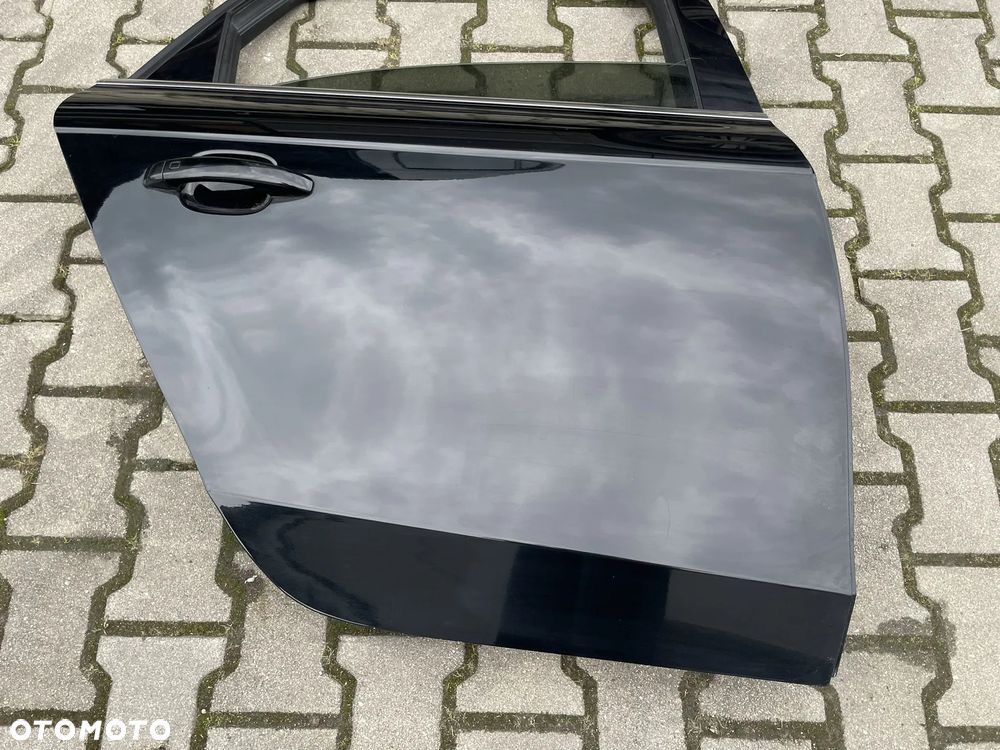 Audi A4 B8 8K sedan drzwi tył tylne prawe. - 1