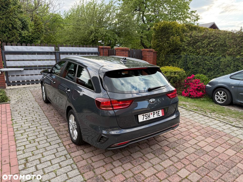 Kia Ceed 1.5 T-GDI Business Line - 4