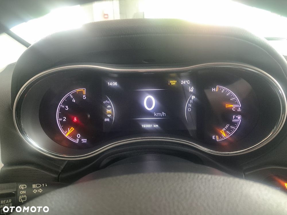 Jeep Grand Cherokee 3.0 CRD Overland Summit EU6 - 13