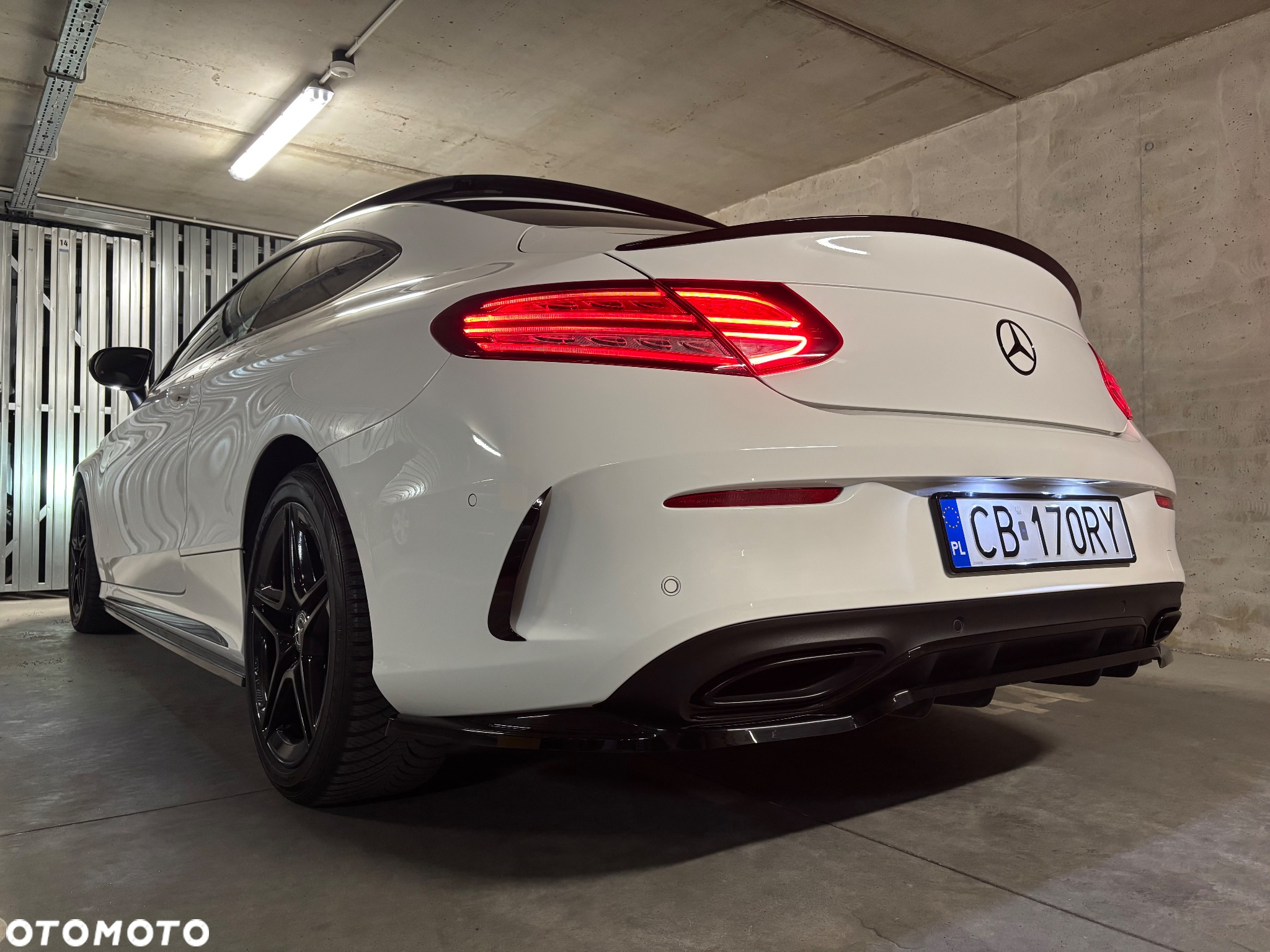 Mercedes-Benz Klasa C 180 9G-TRONIC - 24