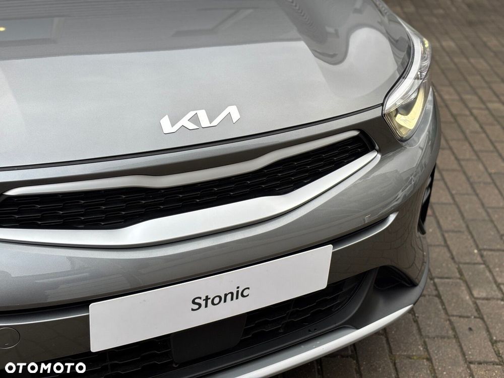 Kia Stonic - 8
