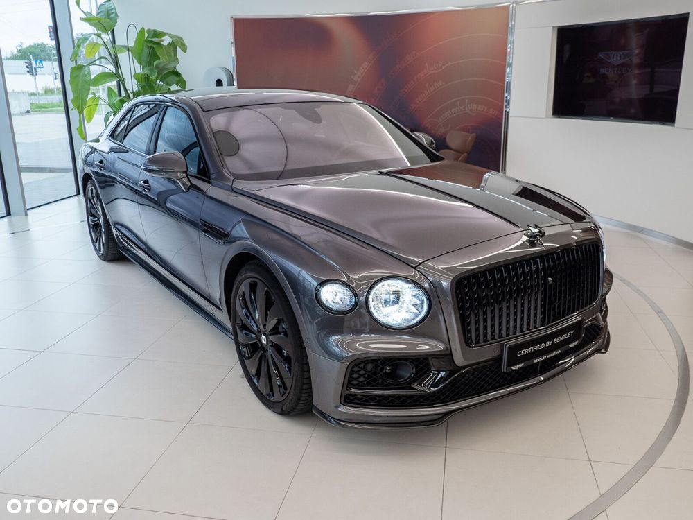 Bentley Flying Spur - 2