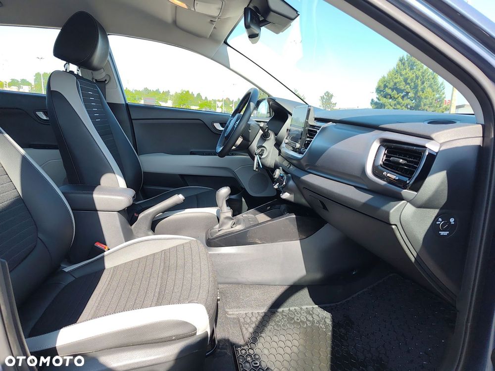 Kia Stonic 1.0 T-GDI L - 19