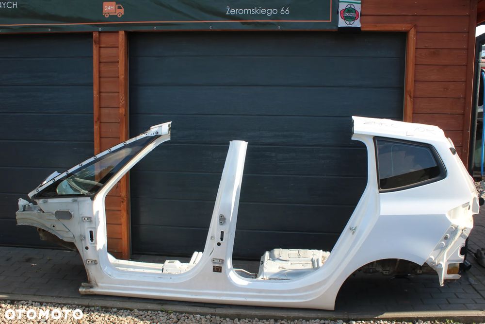 BŁOTNIK ĆWIARTKA LEWY BOK TYŁ LEWA TYLNA PRÓG OPEL ZAFIRA C 40R - 1