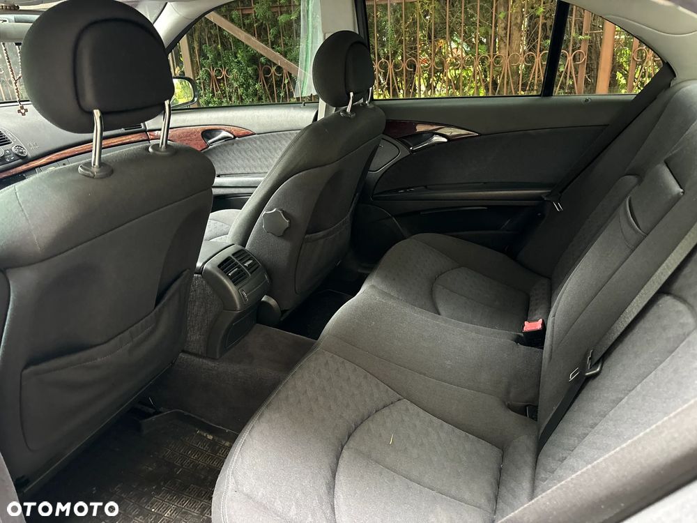 Mercedes-Benz Klasa E 220 CDI Classic - 7