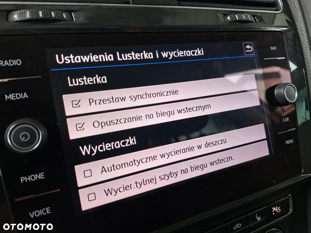 Volkswagen Golf 1.6 TDI BMT Comfortline - 37