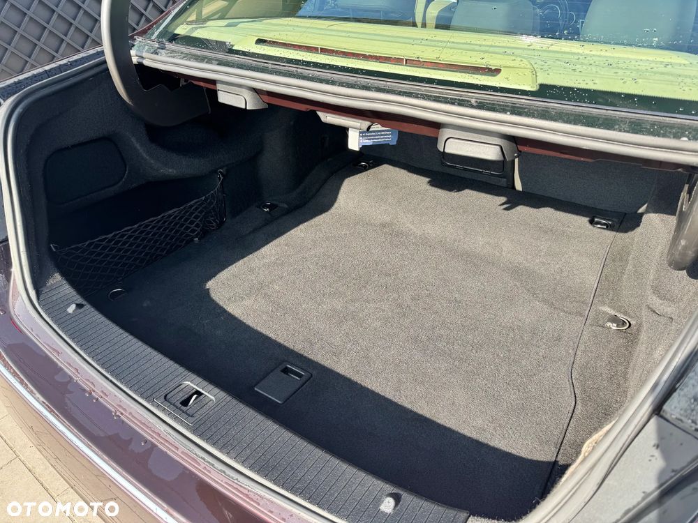 Mercedes-Benz Klasa E 250 CDI 7G-TRONIC Elegance - 22