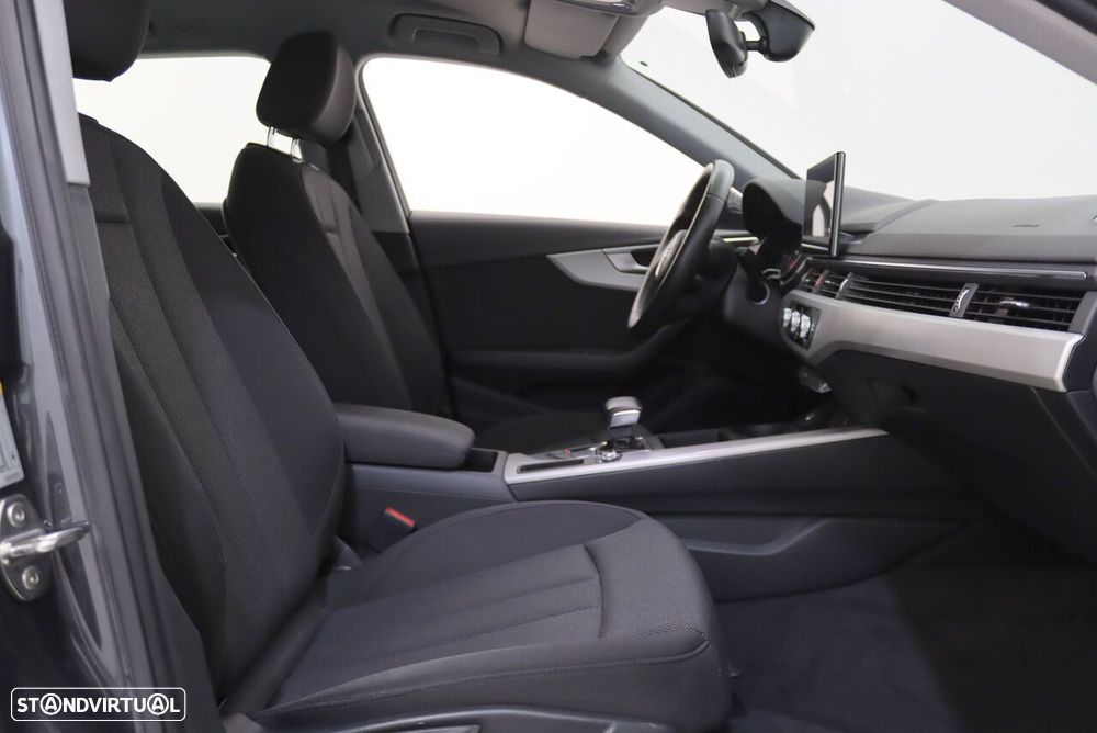 Audi A4 Avant 35 TDI Fleet Edition S tronic - 7