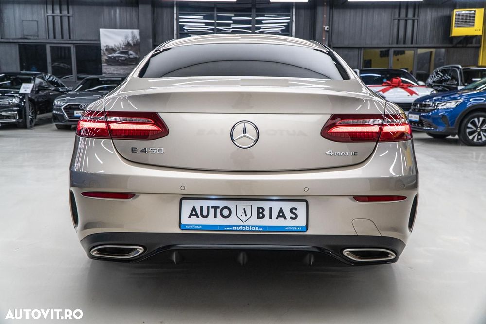 Mercedes-Benz E 450 Coupe 4MATIC Aut. - 26