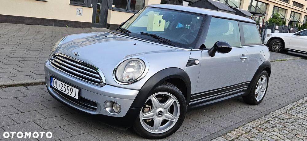 MINI ONE Standard - 16