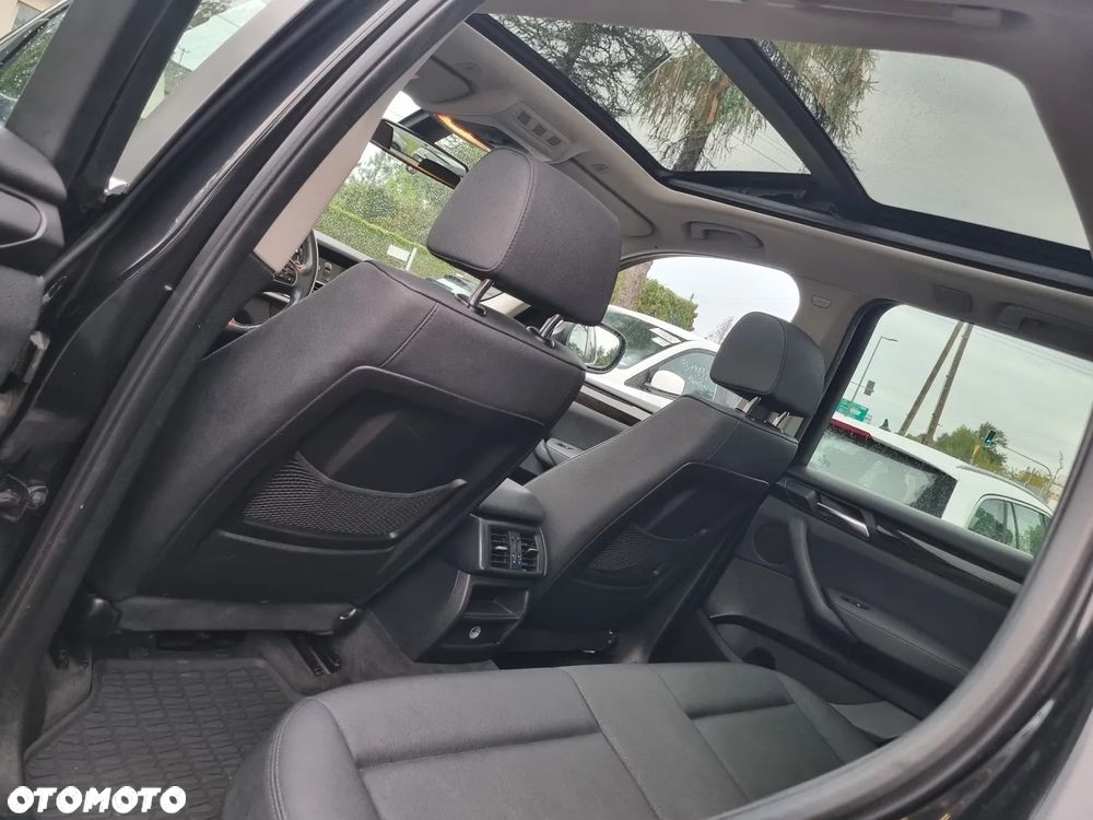 BMW X3 xDrive28i Sport-Aut - 31