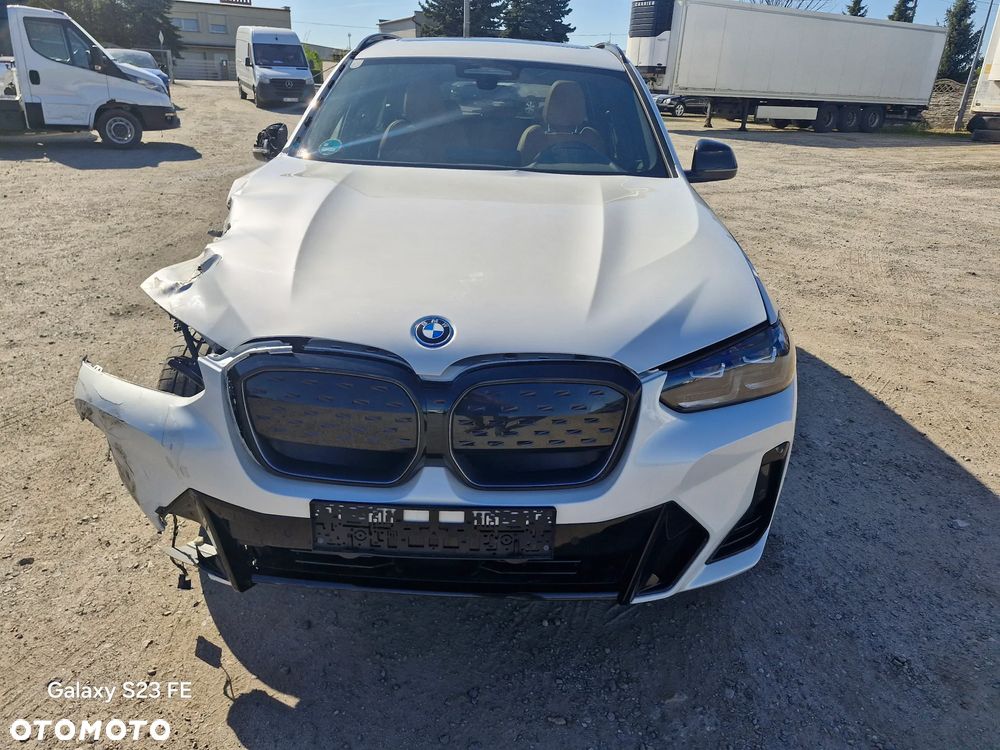 BMW iX3 - 2