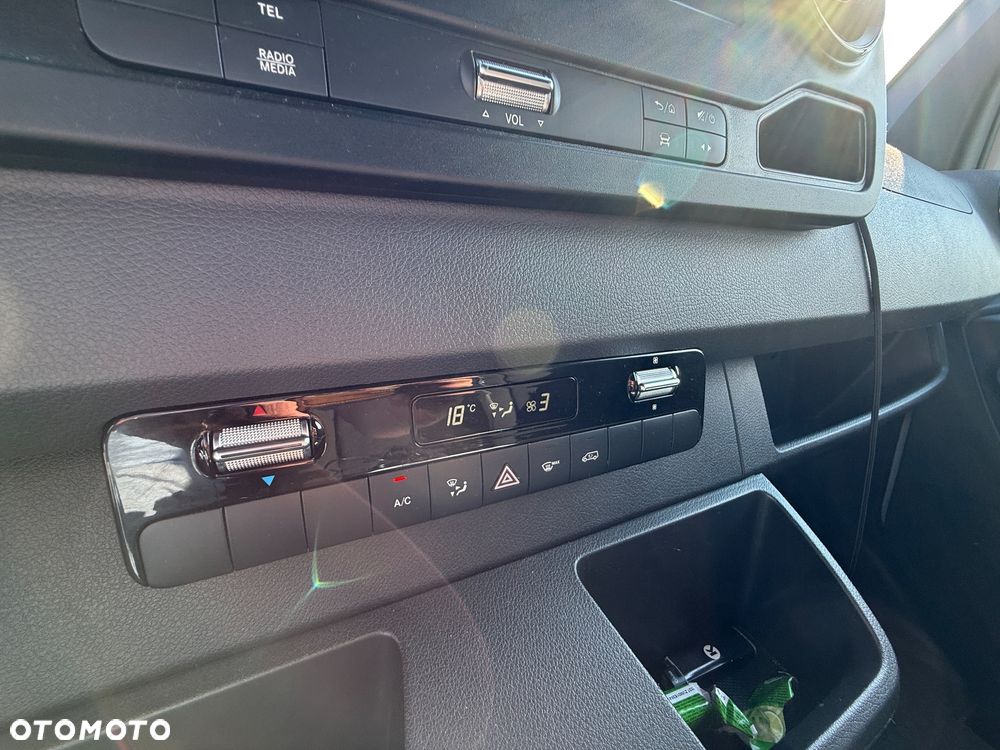 Mercedes-Benz 2023 Sprinter 317 CDI / Automat 9G/Alpine Sound/średni/Klima/Kamera/bdb stan - 22