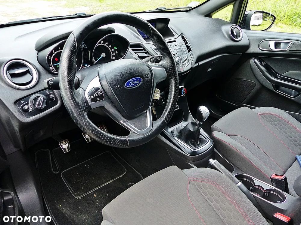 Ford Fiesta 1.0 EcoBoost STart-Stop ST-LINE - 19