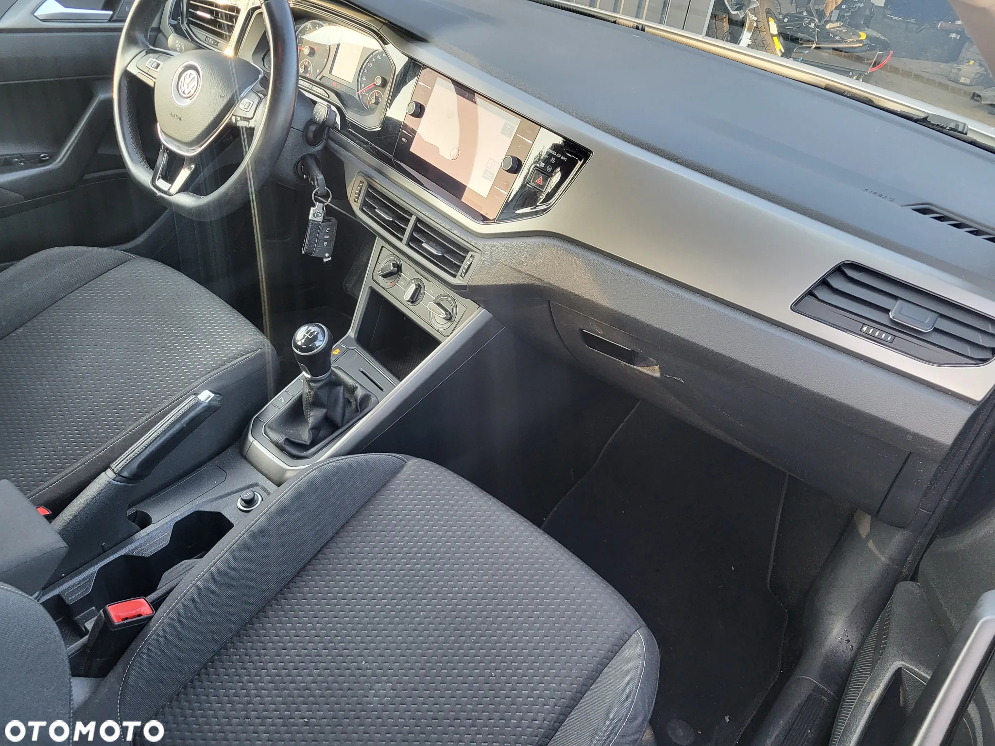 Volkswagen Polo - 16