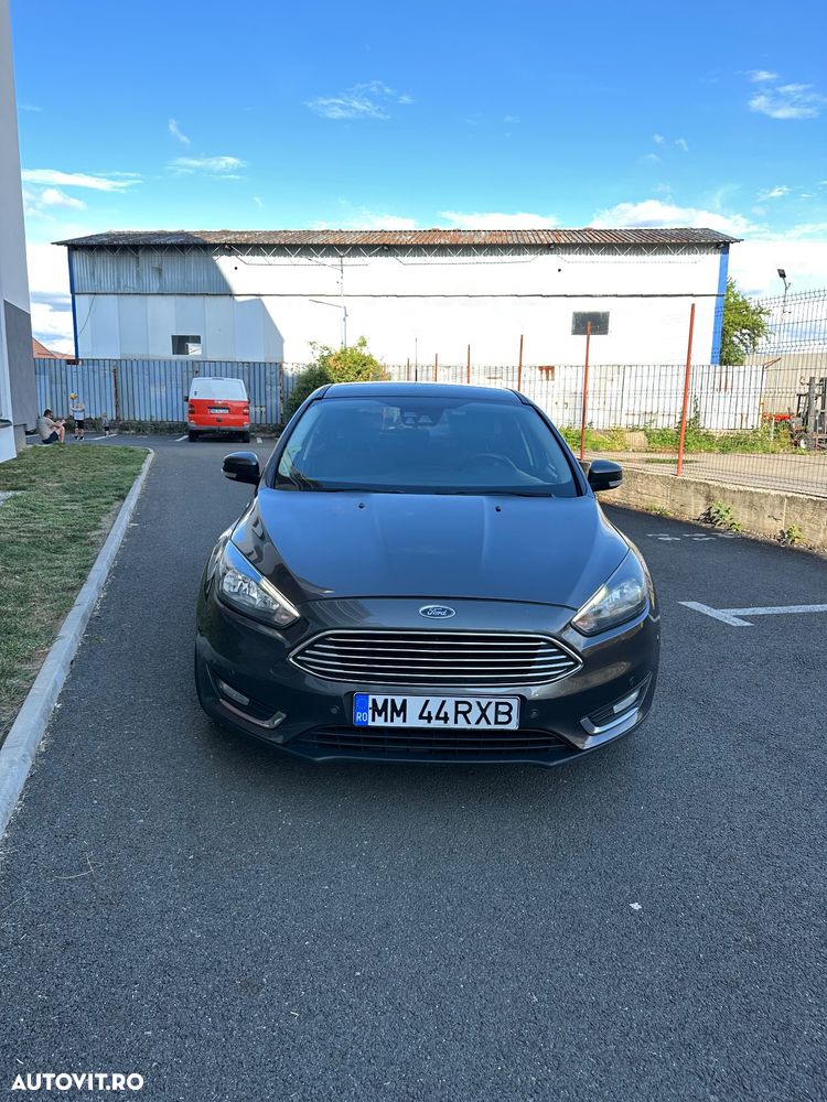 Ford Focus 1.6 TDCi DPF Titanium - 6