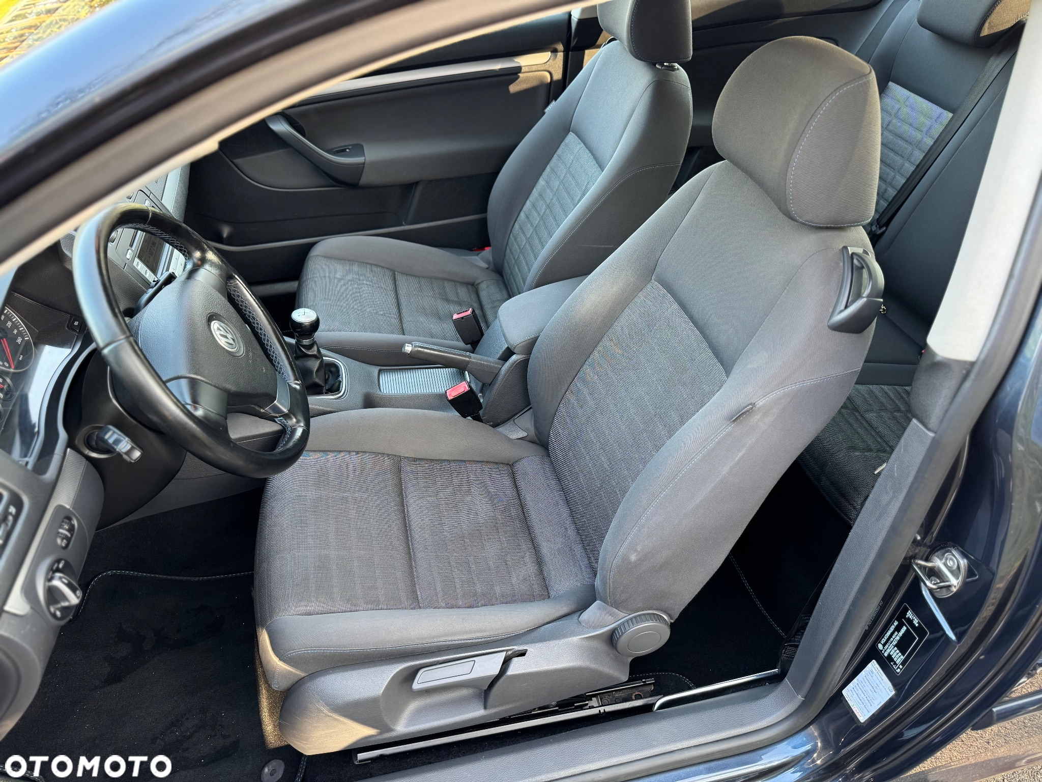 Volkswagen Golf 1.6 Tour - 19