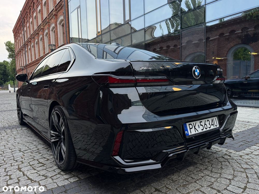 BMW Seria 7 740i - 14