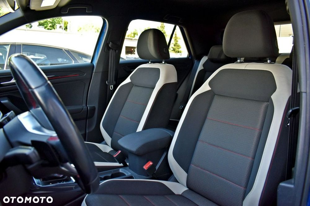 Volkswagen T-Roc 1.5 TSI ACT Premium DSG - 11