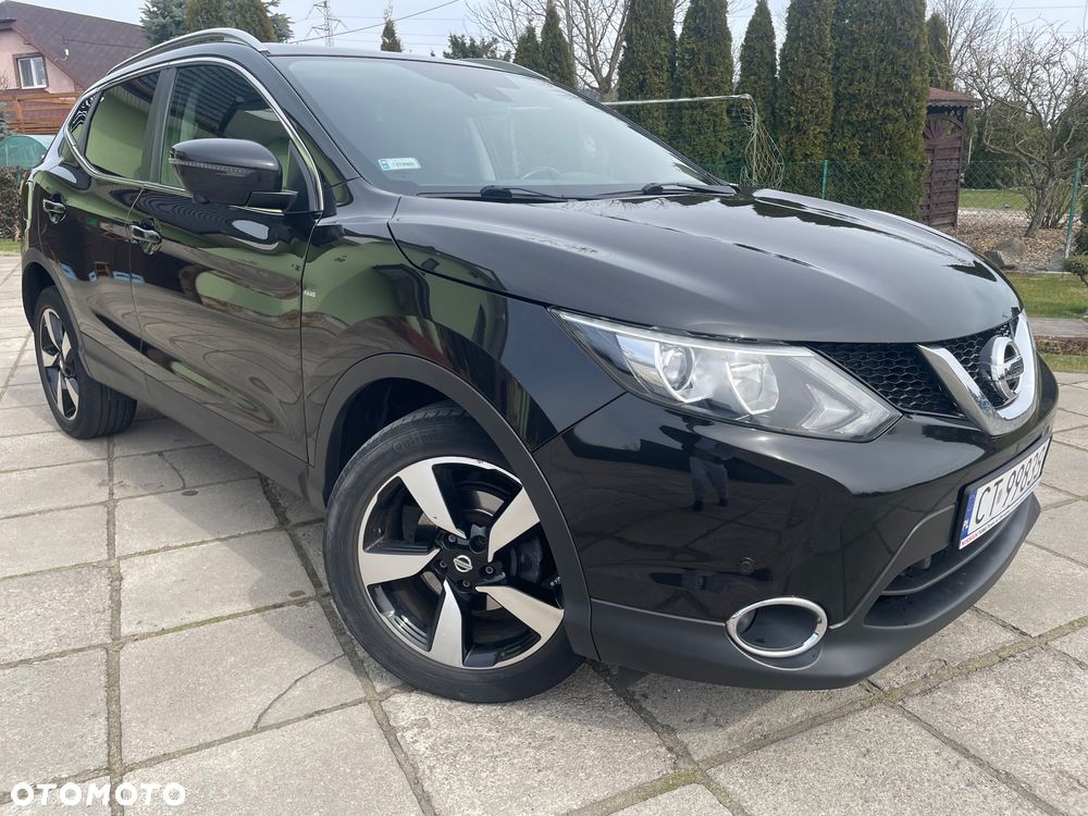 Nissan Qashqai - 1