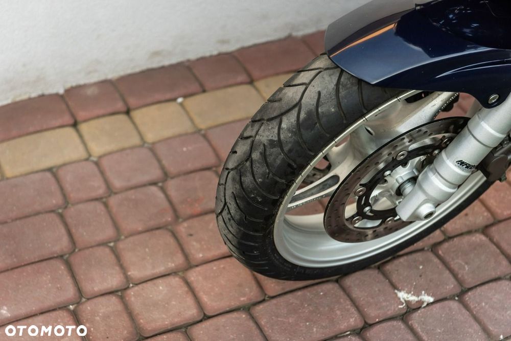 Yamaha FZ - 8