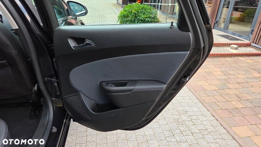 Opel Astra 1.4 Turbo Innovation - 33