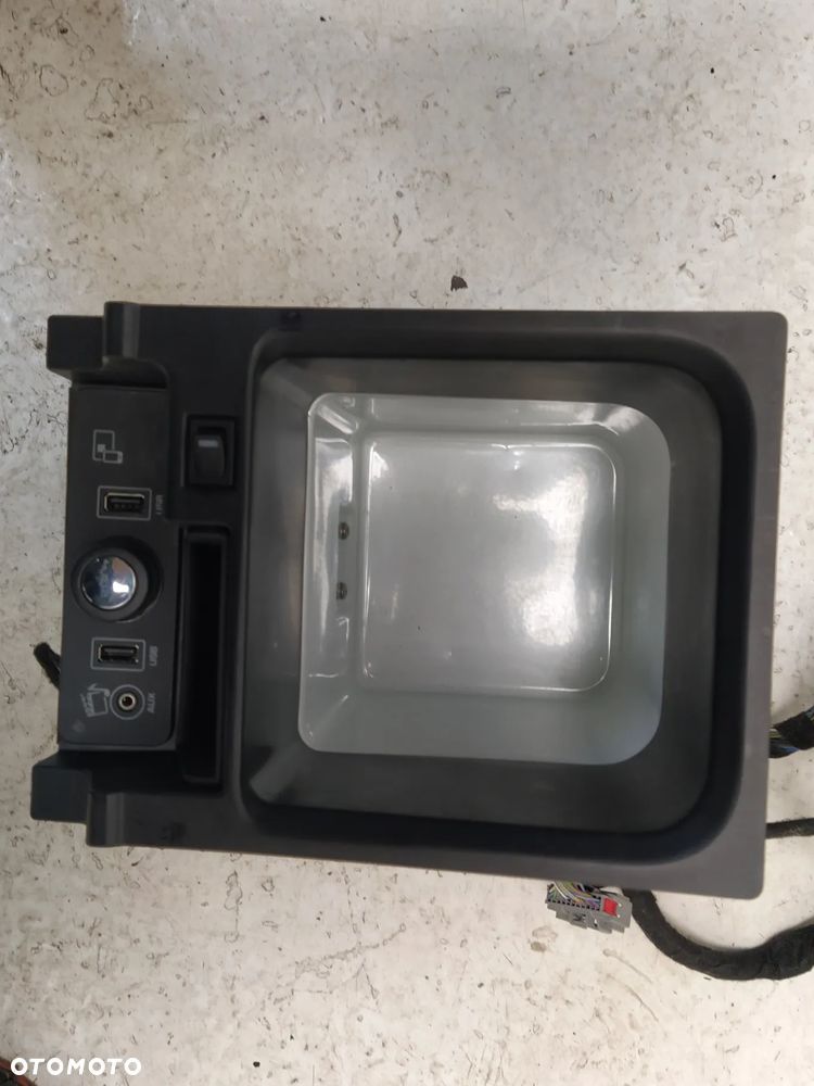 RANGE ROVER SPORT L494 VOGUE L405 LODÓWKA KONSOLI CENTRALNEJ ŚRODKOWEJ AUX USB ŁADOWARKA 12V KOMPLETNE ORYGINAŁ - 12