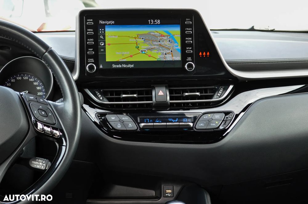 Toyota C-HR 1.8 Hybrid Business Edition - 27