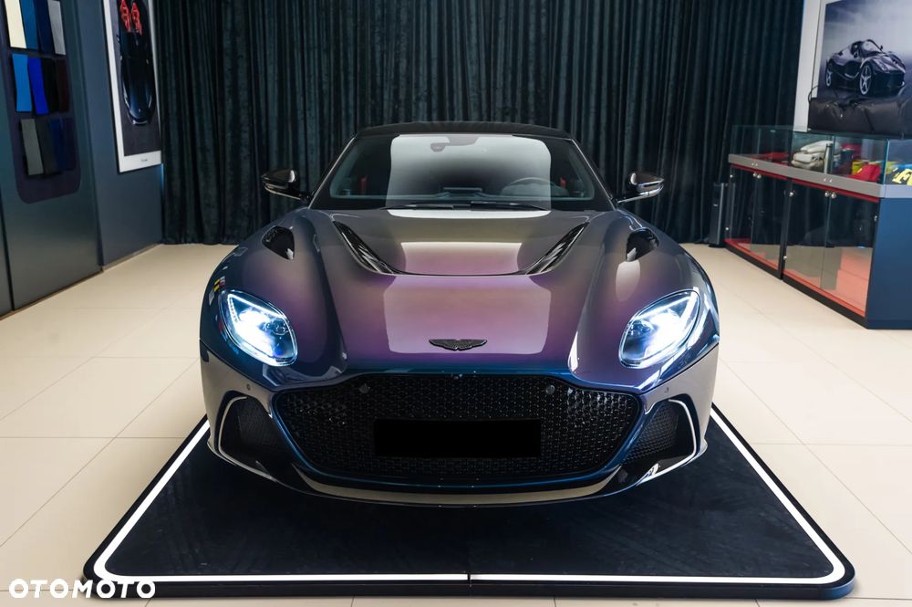 Aston Martin DBS - 2