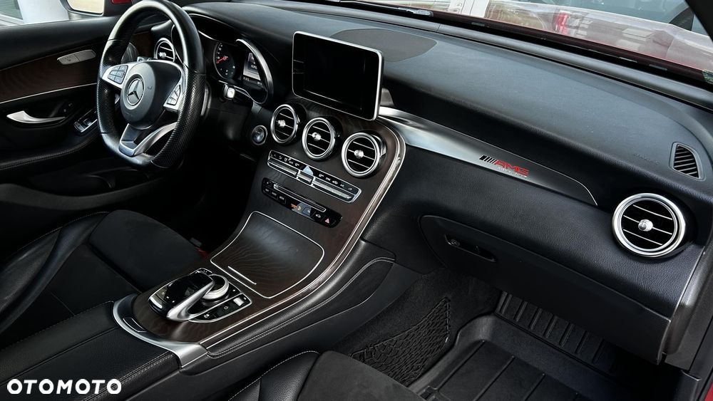 Mercedes-Benz GLC - 27
