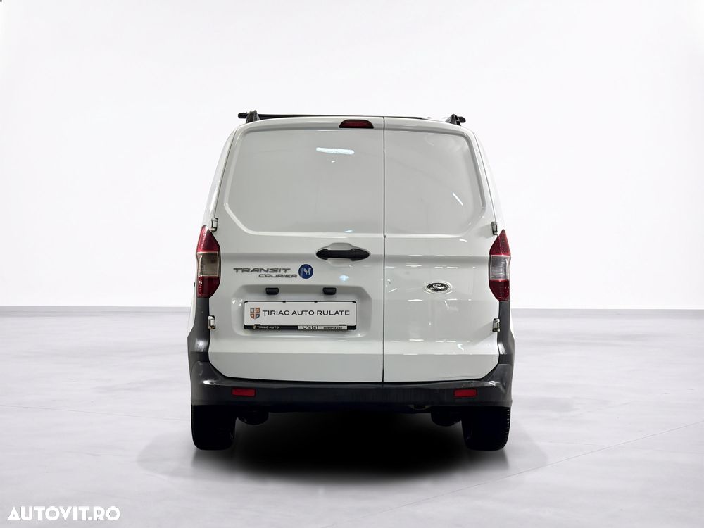 Ford Transit Courier - 5
