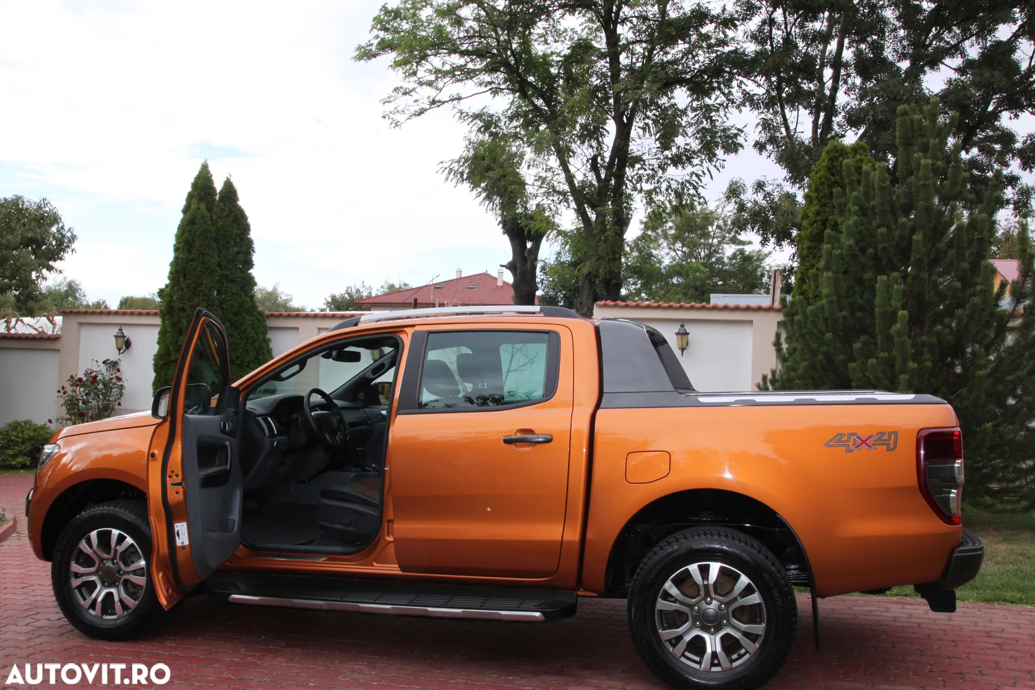 Ford Ranger Pick-Up 3.2 TDCi 4x4 Cabina Dubla WILDTRACK Aut. - 2