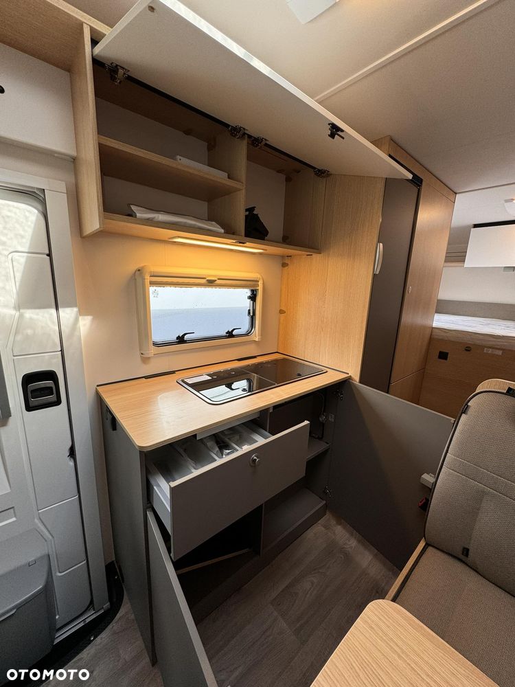 LMC Tourer A 690 G - 17