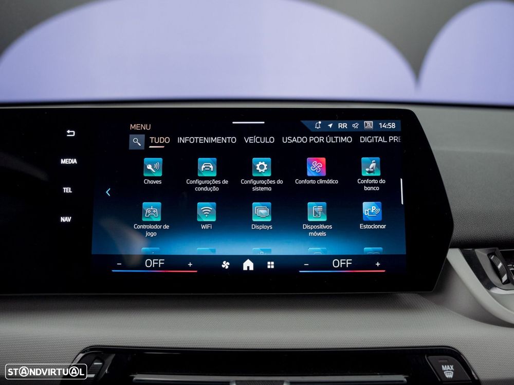 BMW iX1 eDrive20 xLine - 32