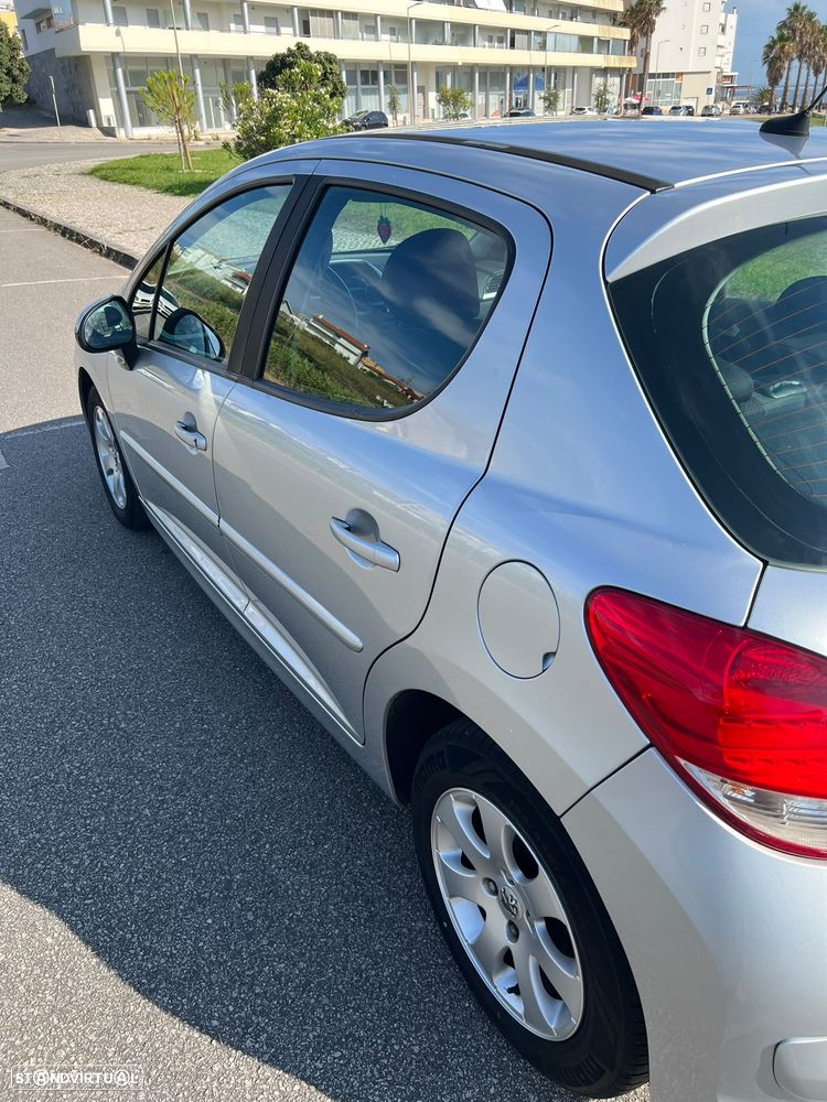 Peugeot 207 1.4 16V Active - 6