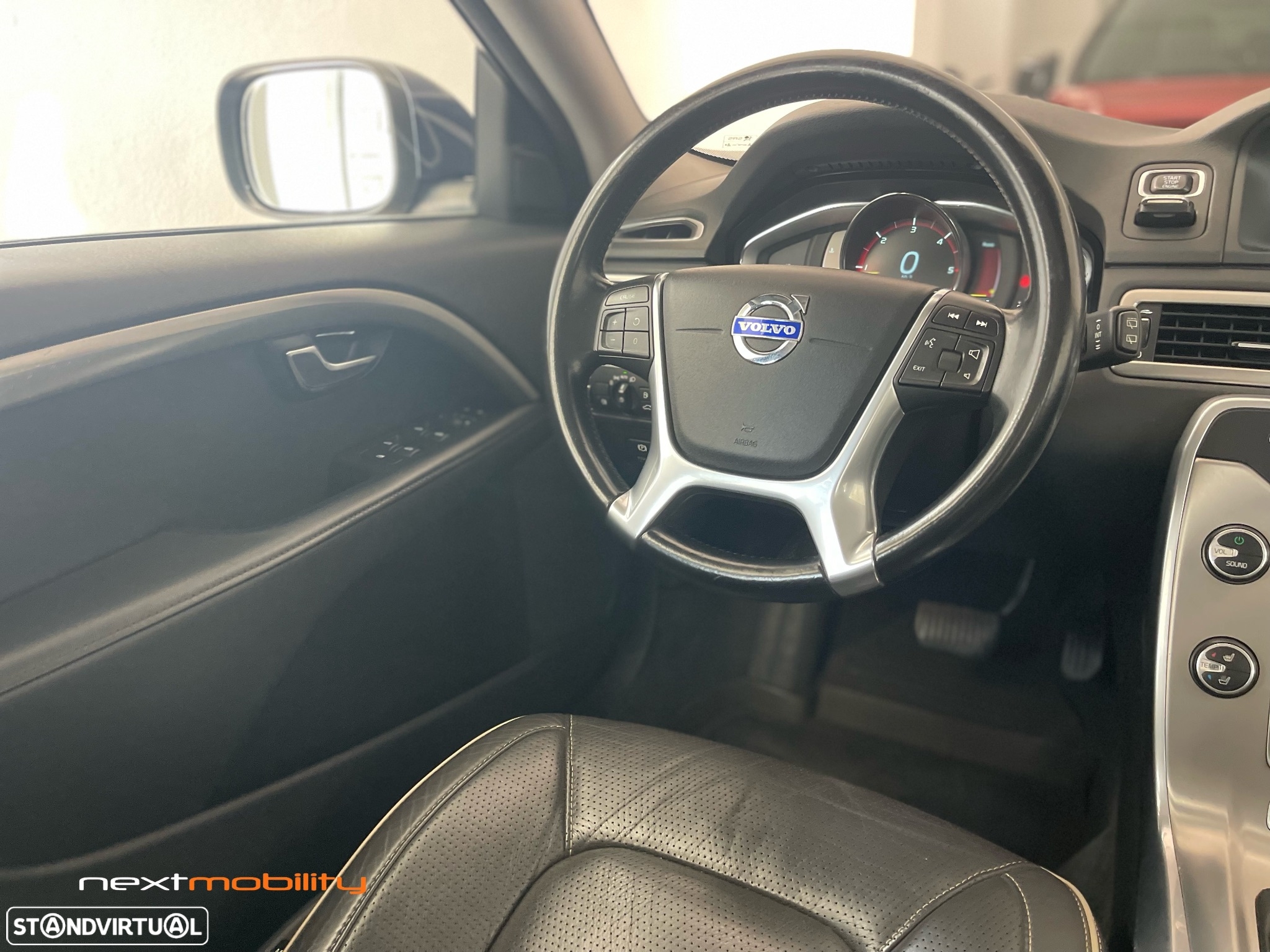 Volvo XC 70 2.0 D4 Summum Geartronic - 13