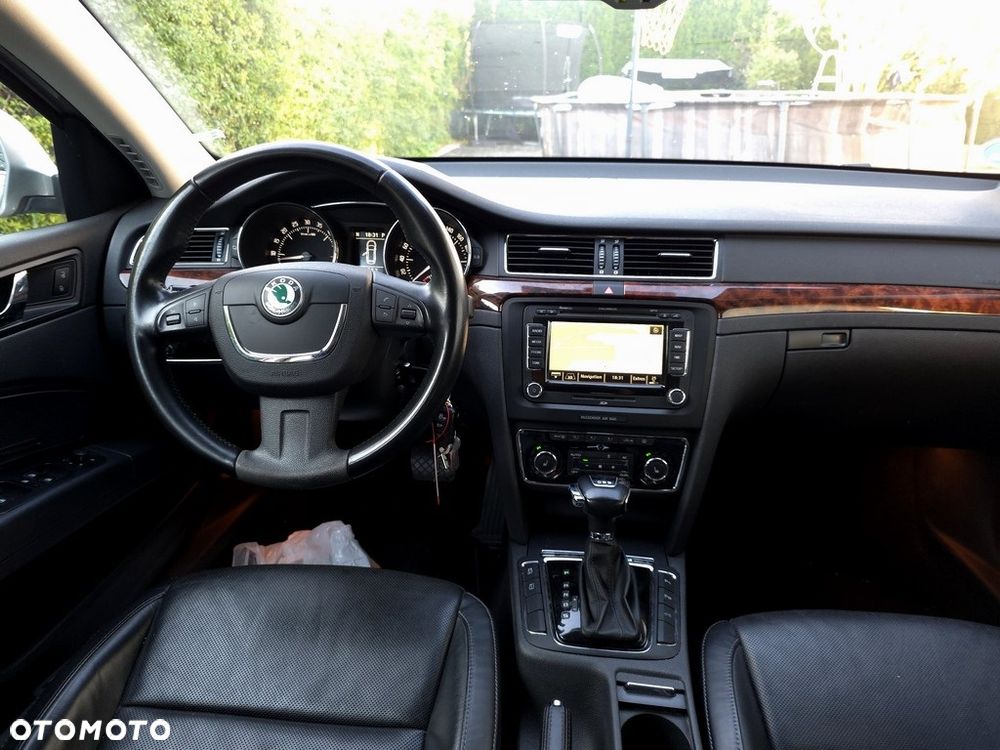 Skoda Superb 2.0 TDI Platinum DSG - 5