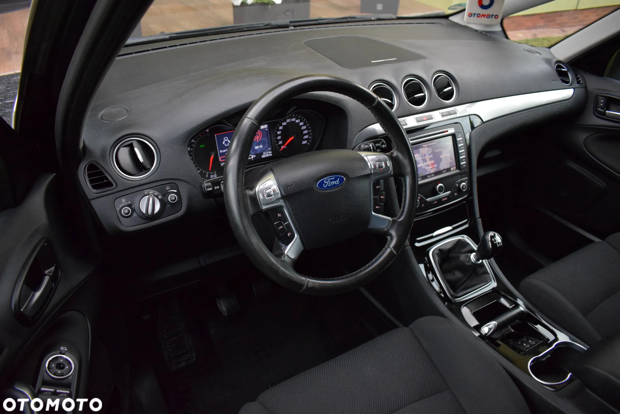 Ford S-Max 1.6 T Titanium - 12
