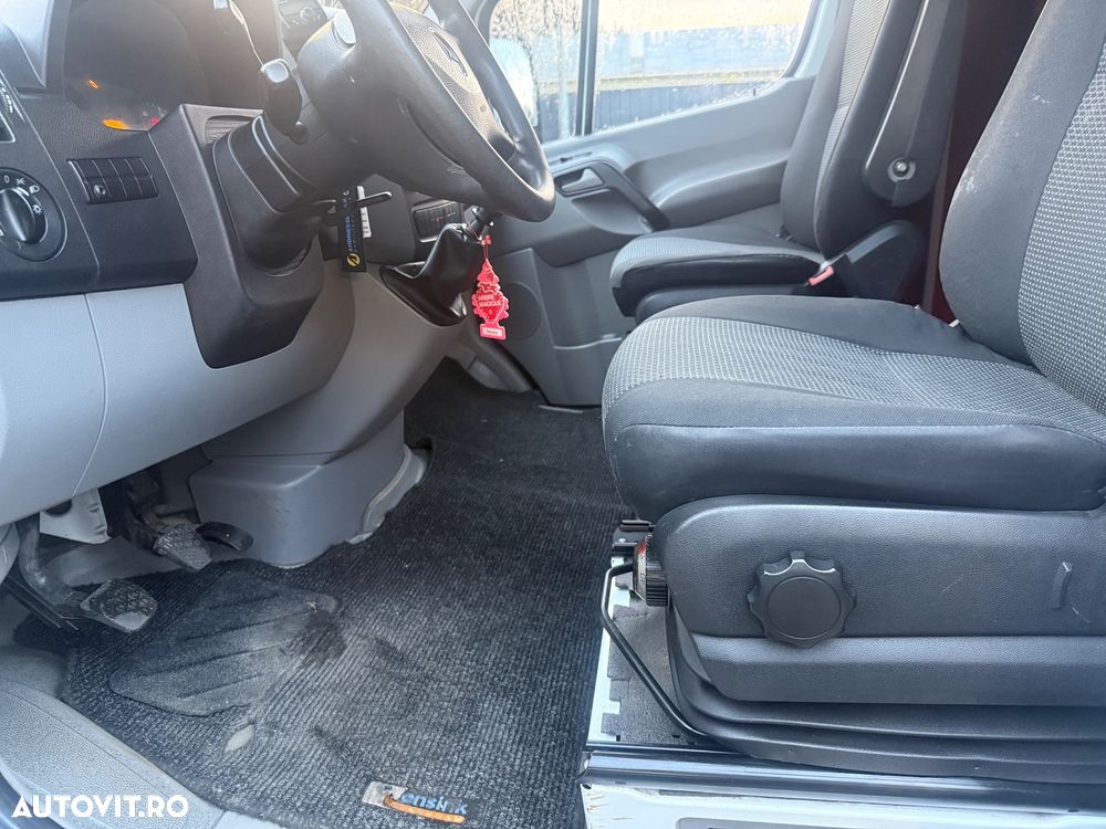 Mercedes-Benz Sprinter - 9