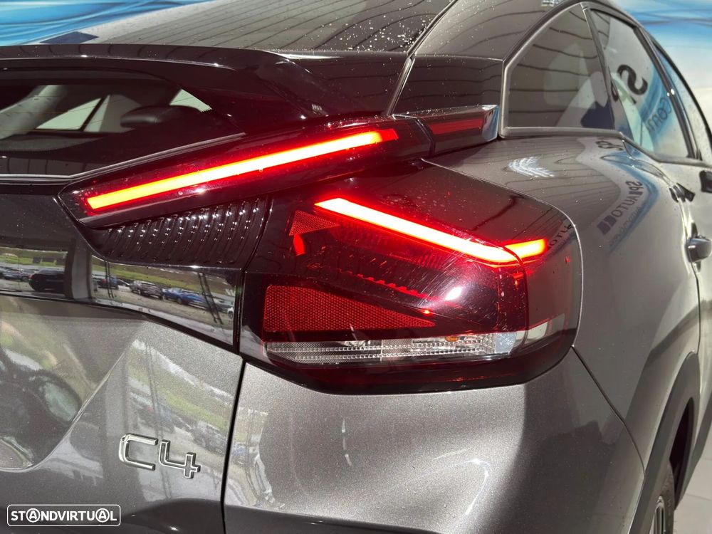 Citroën C4 1.2 PureTech Plus - 27