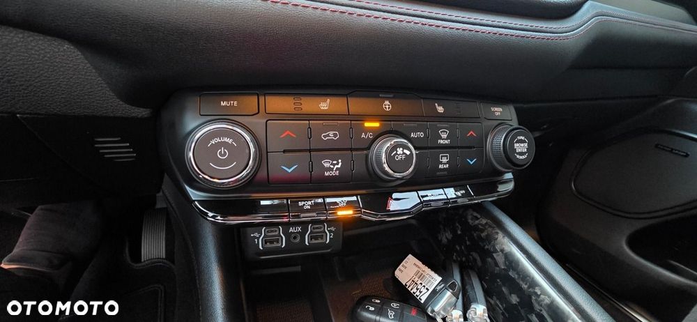 Dodge Durango - 14