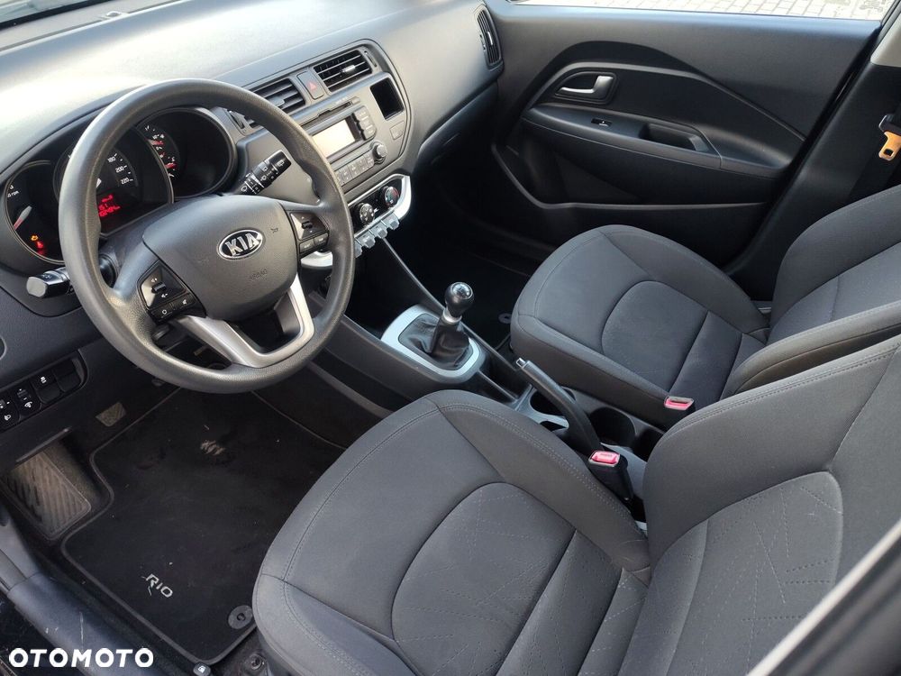 Kia Rio 1.2 M - 14